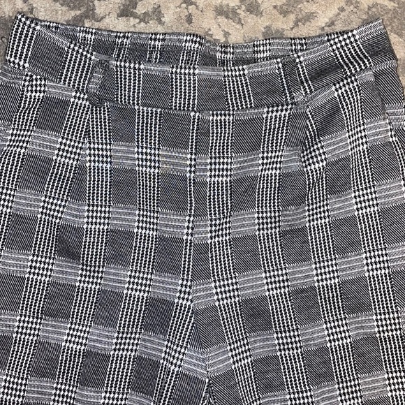 Plaid pants - Picture 2 of 3